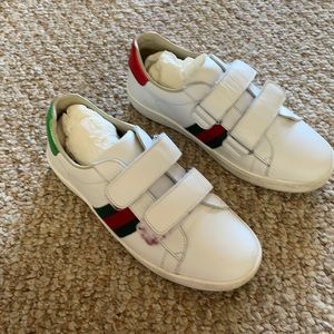Gucci shoes (worn once)